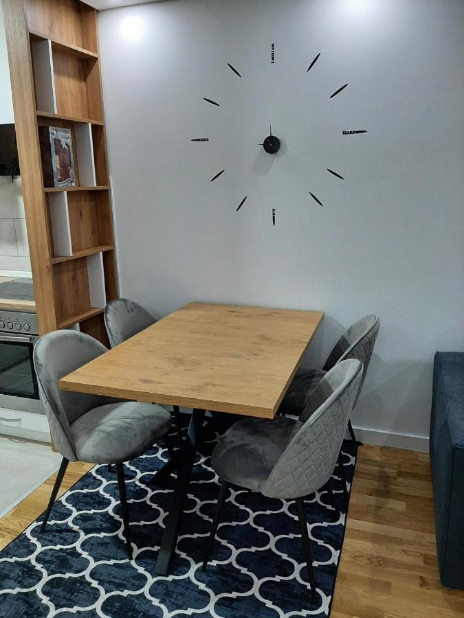 Apartman,,Kul"Life Lukavica Экстерьер фото